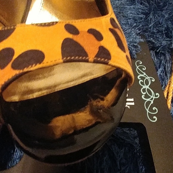 Wedge Heels - Picture 5 of 14